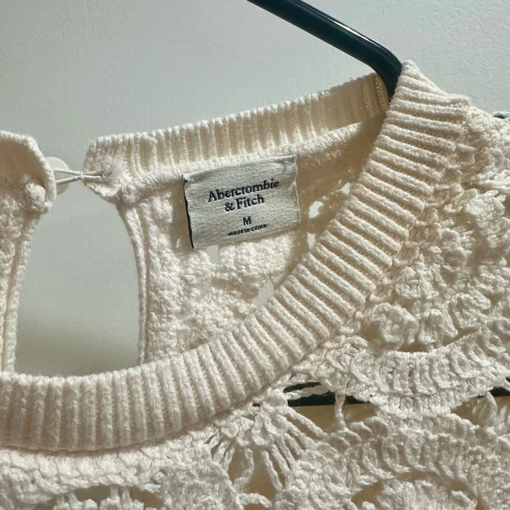 Abercrombie & Fitch Cream Crochet Short Sleeve Tee - Picture 2 of 3